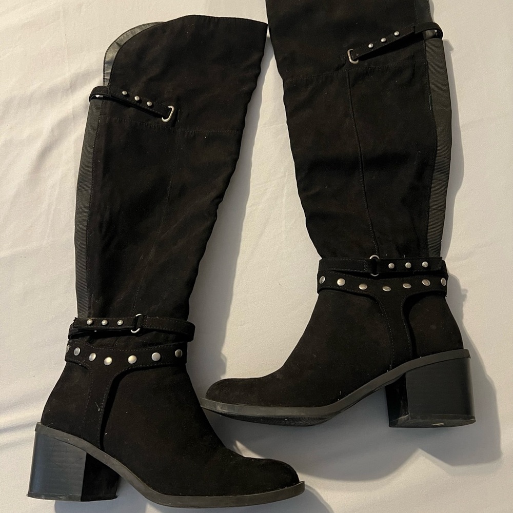 Black Knee-High Women's Boots by Madeline